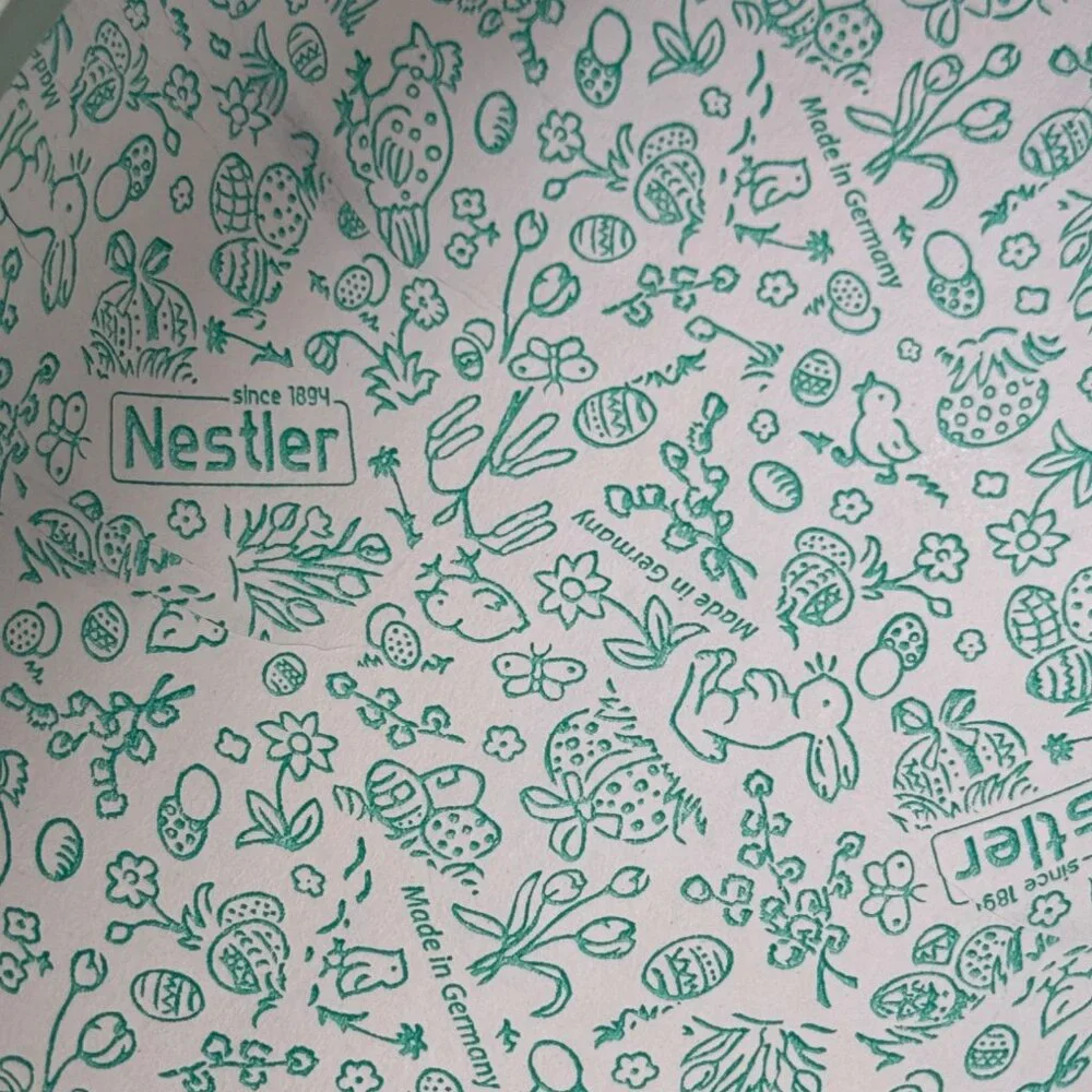 FW & Co Peter Rabbit Easter Egg  Paper Made In Germany 2019  9" X 8" - Picture 5 of 6